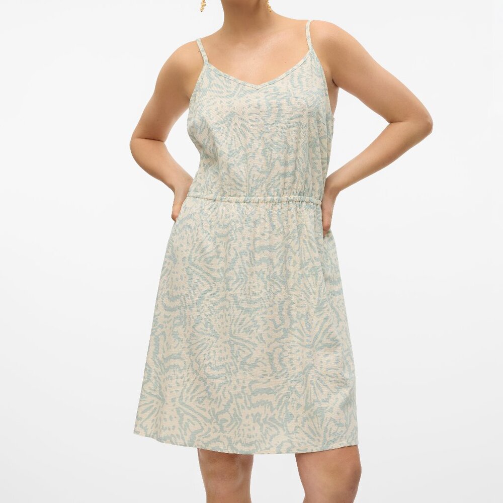 Veroโ Moda linen Blend Spaghetti adjustable strap green print size Large
